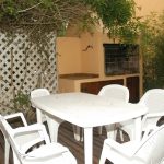 parrilla y deck cabaña 1 y 2